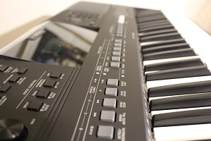 Yamaha PSR-E463 Keyboard