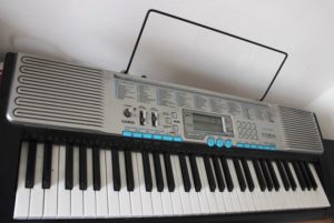 Casio LK-220